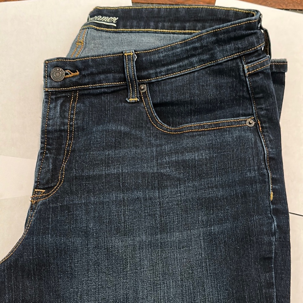 Old Navy Dreamer Jeans. Size 16 Short. Darker wash